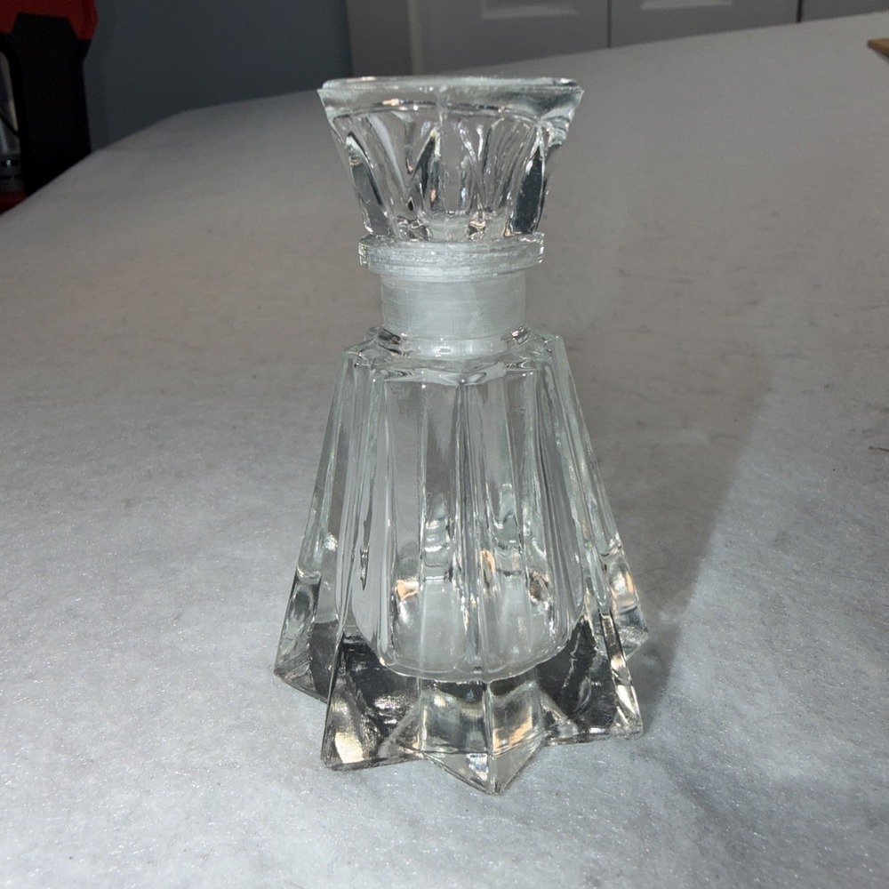VTG Clear Cut Glass Perfume Bottle W/ Stopper Faceted Star Base Mini Decanter